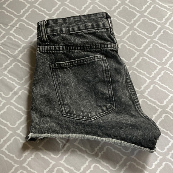 Black shein shorts - Picture 1 of 3